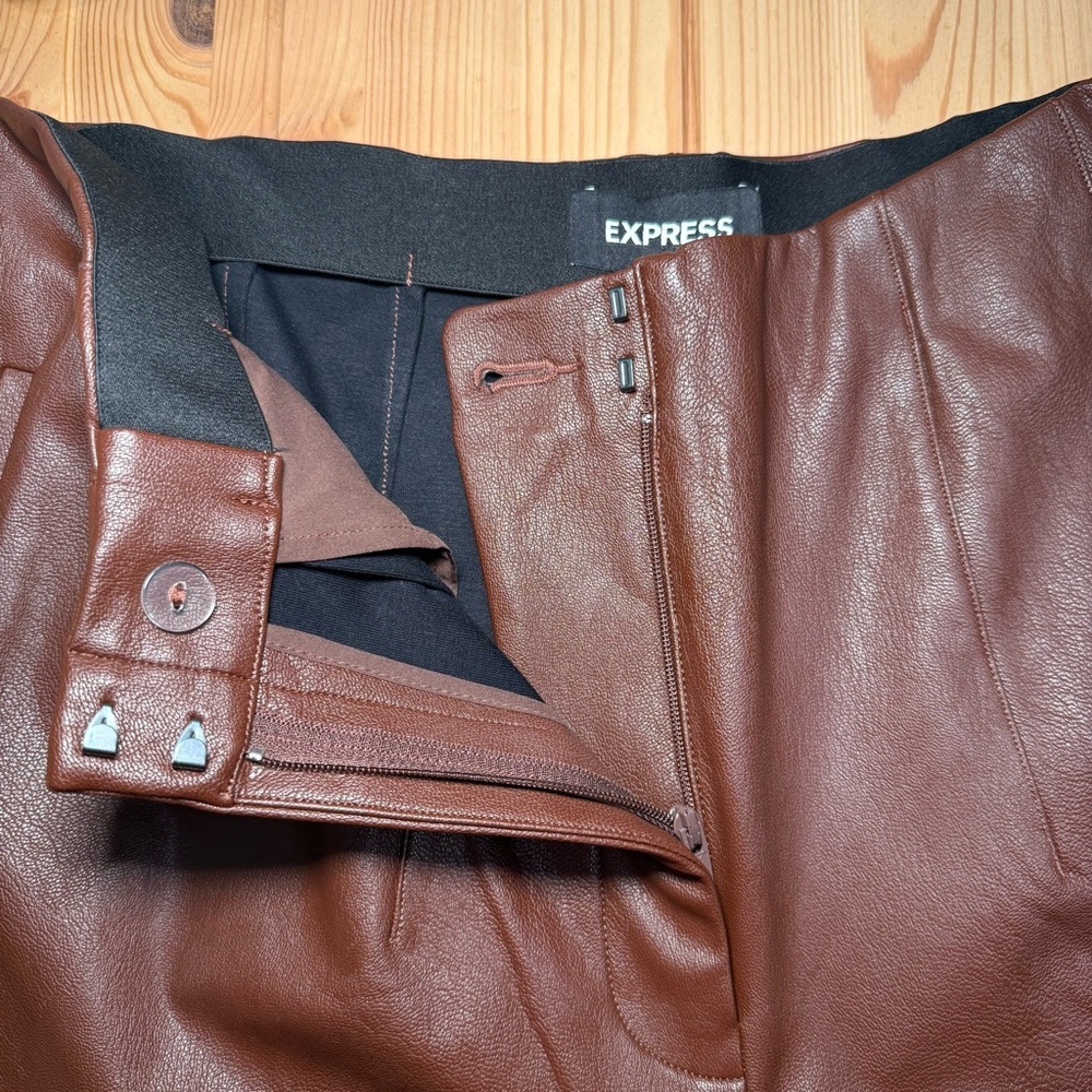 Express High Waisted Faux Leather Brown Trousers Size 10 NWOT - Picture 6 of 9